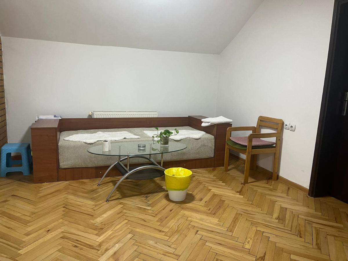 中华楼 - Belgrade Exterior photo